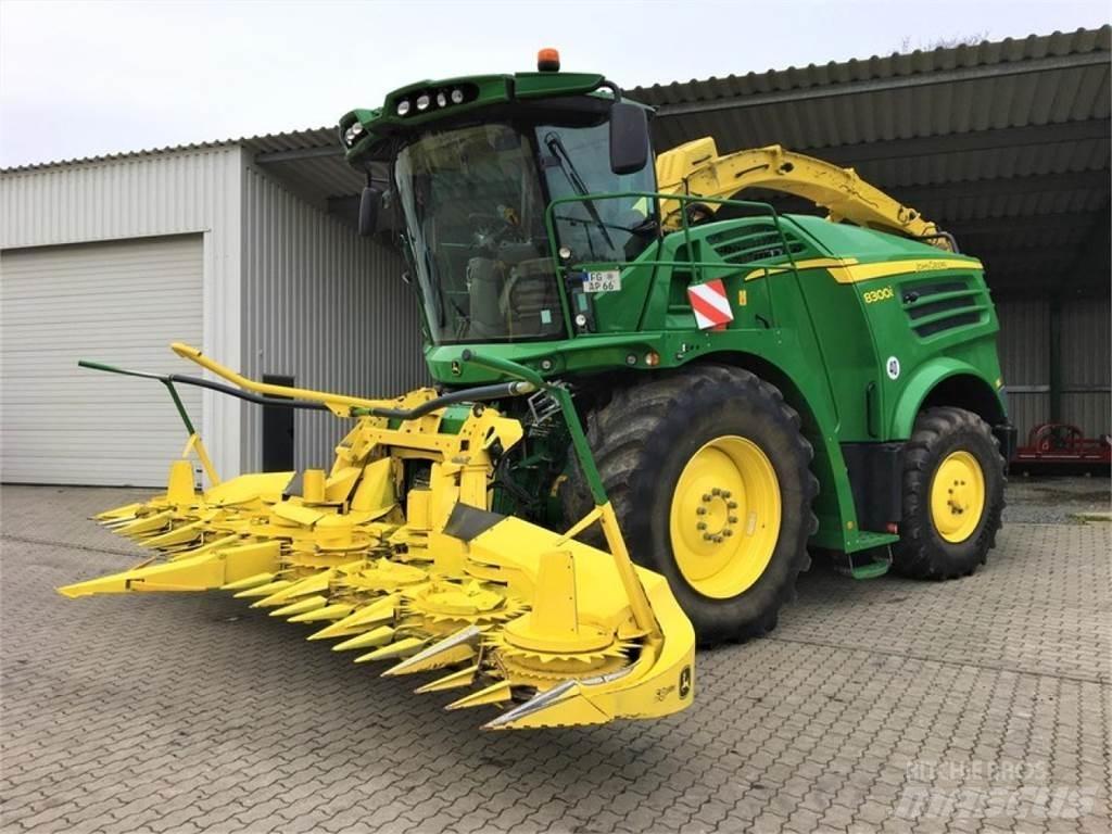 John Deere 8300i Strojevi za krmu na vlastiti pogon