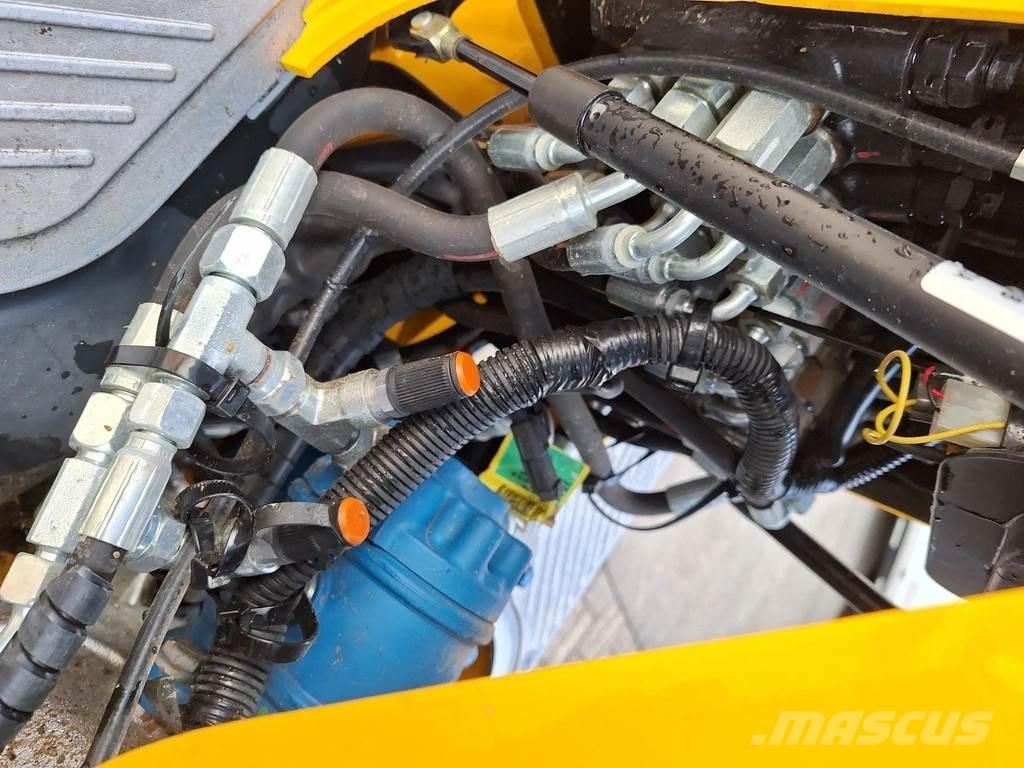 JCB 8008 CTS Mini bageri <7t