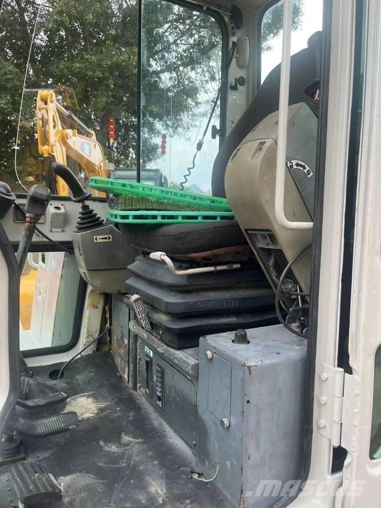 Takeuchi TB 160C Bageri gusjeničari