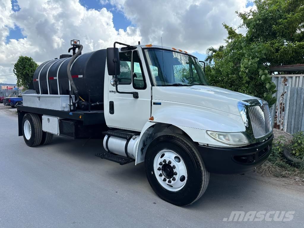 International 4300 Kombiji / vakuumski kamioni