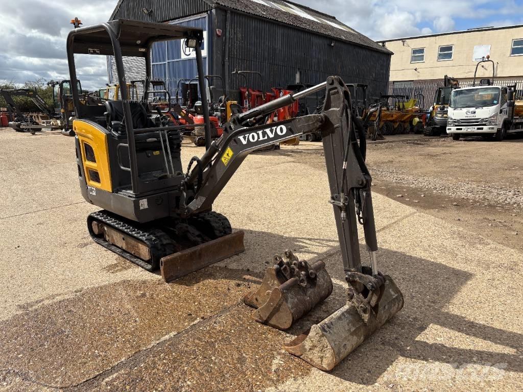Volvo EC 15 D Mini bageri <7t
