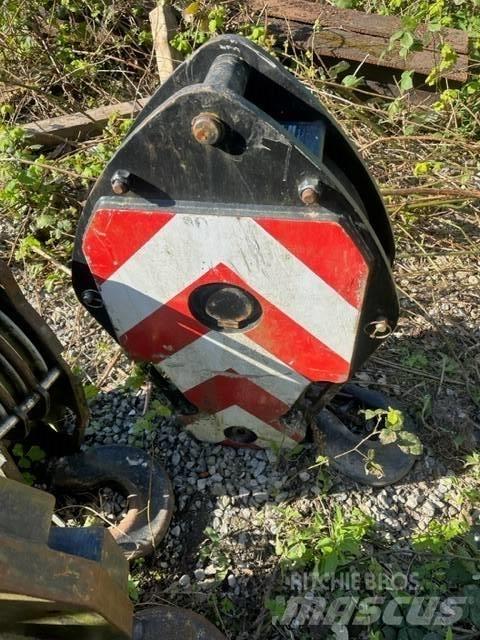 Grove Hakenflasche Oprema i dijelovi za kranove