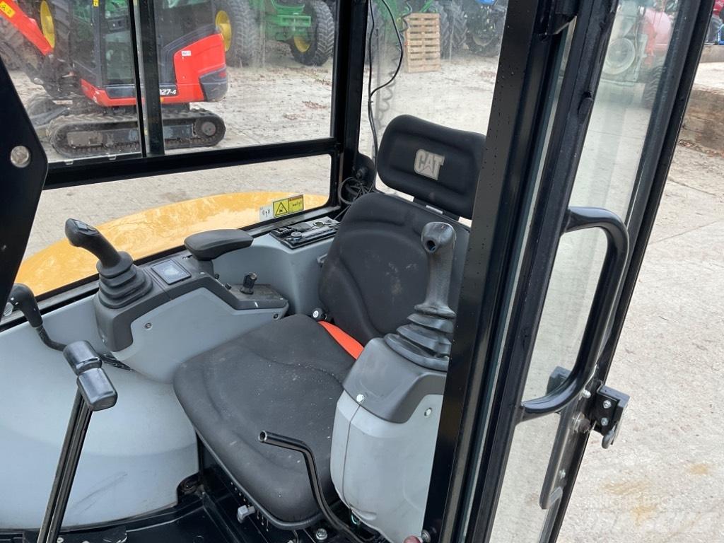 CAT 302.7 D CR Mini bageri <7t