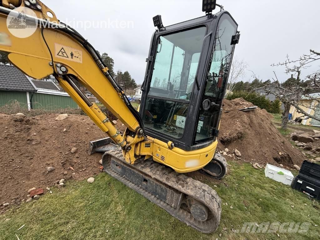 Komatsu PC 26 MR-3 Mini bageri <7t