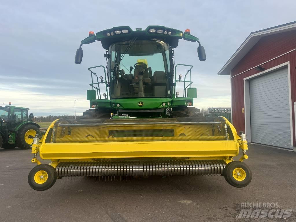 John Deere 9700i Strojevi za krmu na vlastiti pogon