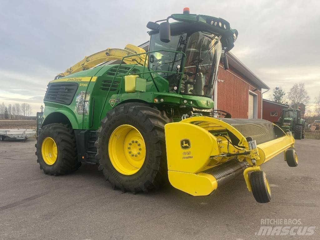 John Deere 9700i Strojevi za krmu na vlastiti pogon