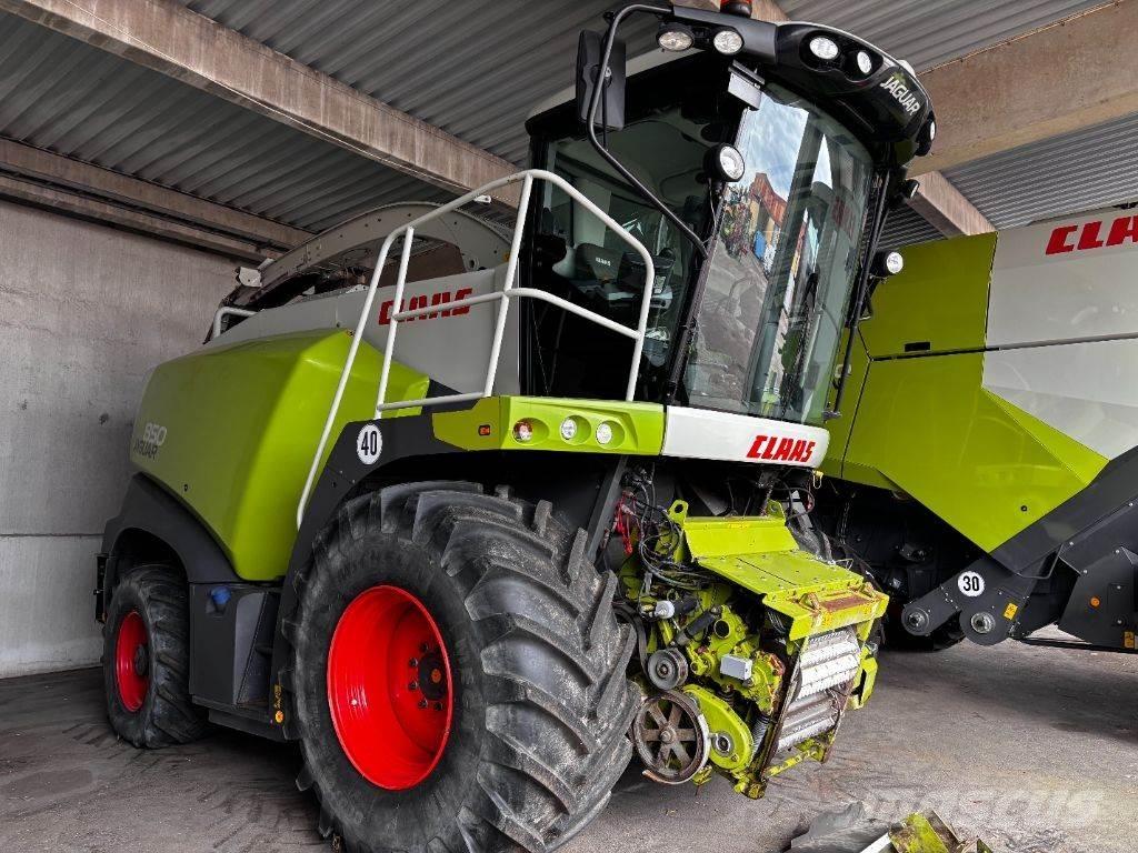 CLAAS Jaguar 850 Strojevi za krmu na vlastiti pogon