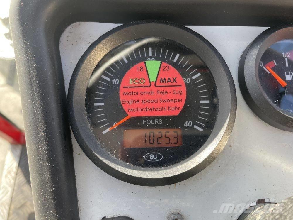 Timan VPM 3400 Strojevi za metenje