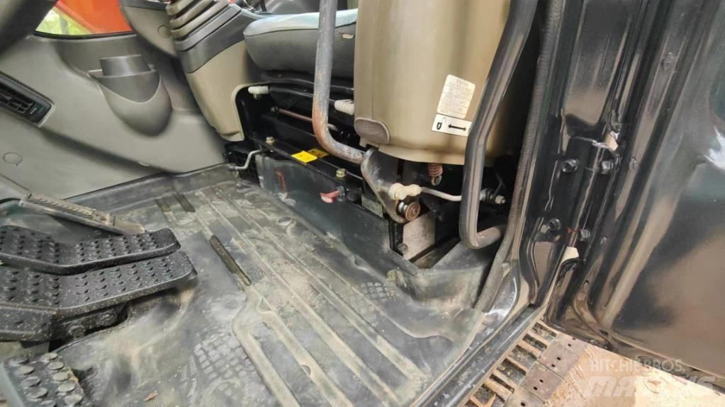 Hitachi ZX60 Mini bageri <7t