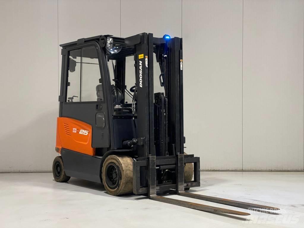 Doosan B25X-7 Električni viličari