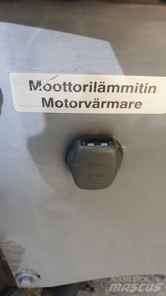 LM Trac 586 Utovarivači na kotačima