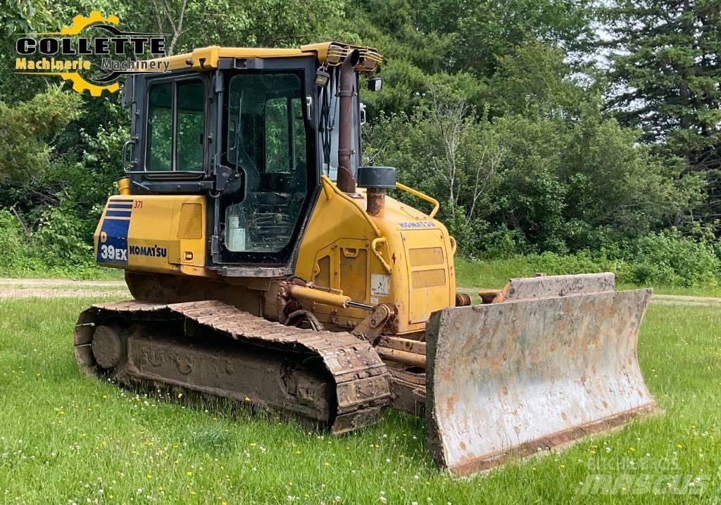 Komatsu D 39 EX Buldožeri gusjeničari