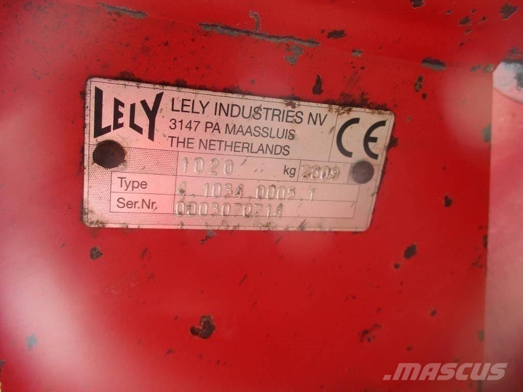 Lely Lotus 770 AWS Okretači i sakupljači sijena