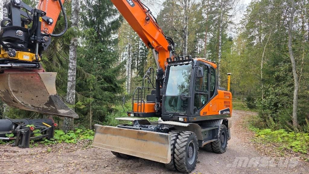 Doosan DX 170 W Bageri na kotačima