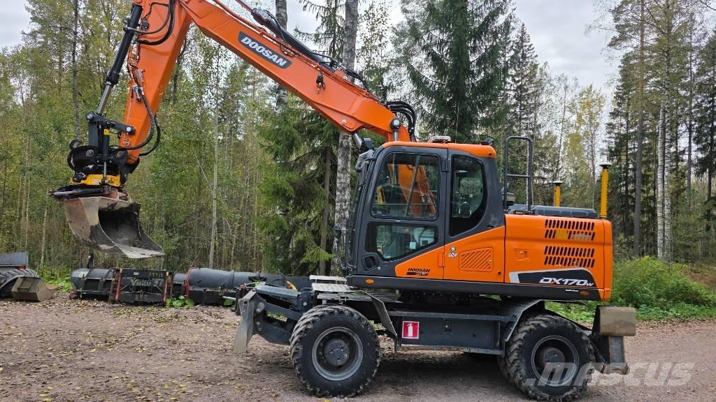 Doosan DX 170 W Bageri na kotačima