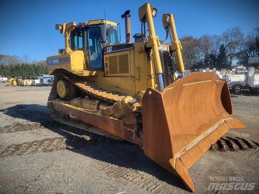 CAT D 8 R Buldožeri gusjeničari