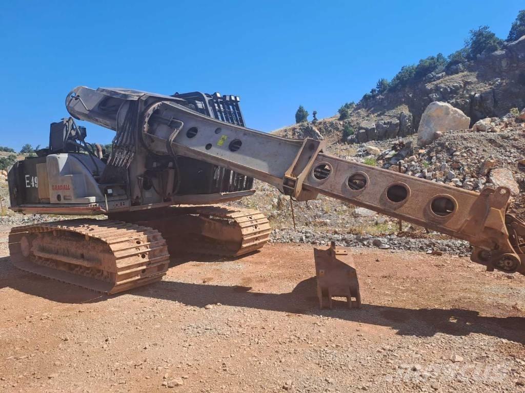 Gradall XL 4200 III Podzemni utovarivači