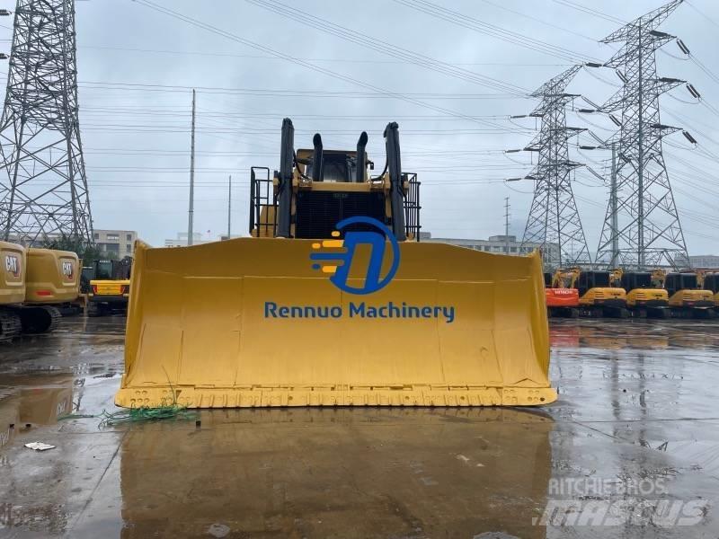 CAT D 10 R Buldožeri gusjeničari