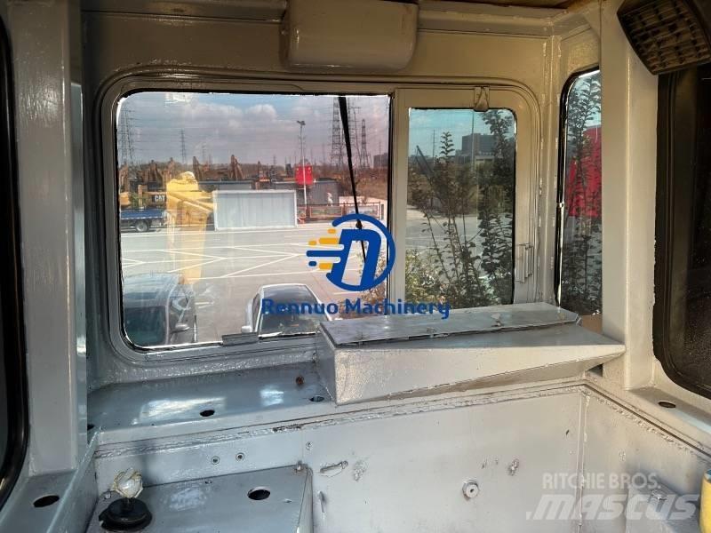 CAT D 10 R Buldožeri gusjeničari
