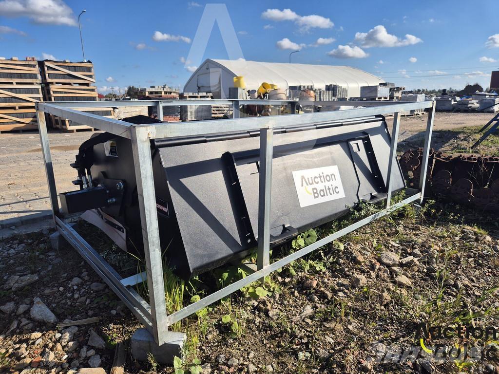  Rhino-Cross 72 in Četke