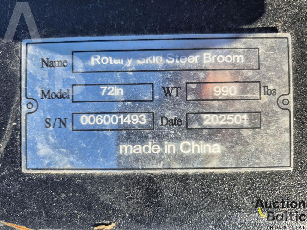  Rhino-Cross 72 in Četke