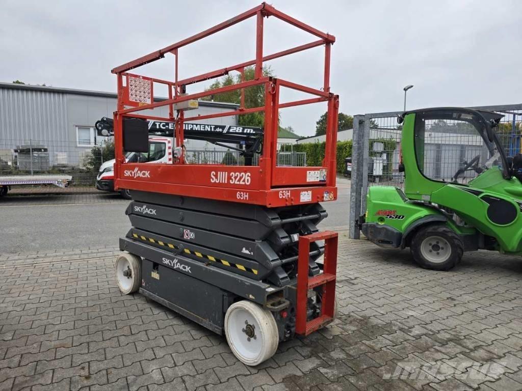 SkyJack SJ 3226 Škaraste platforme