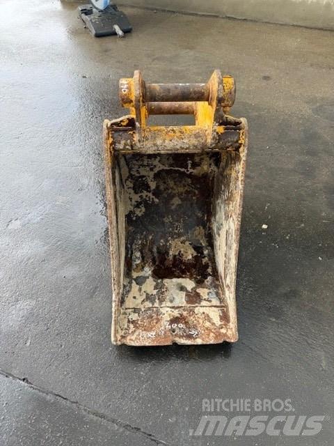 JCB 7-8 TON Utovarne korpe