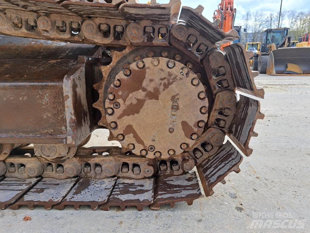 Volvo EC250ENL Bageri gusjeničari