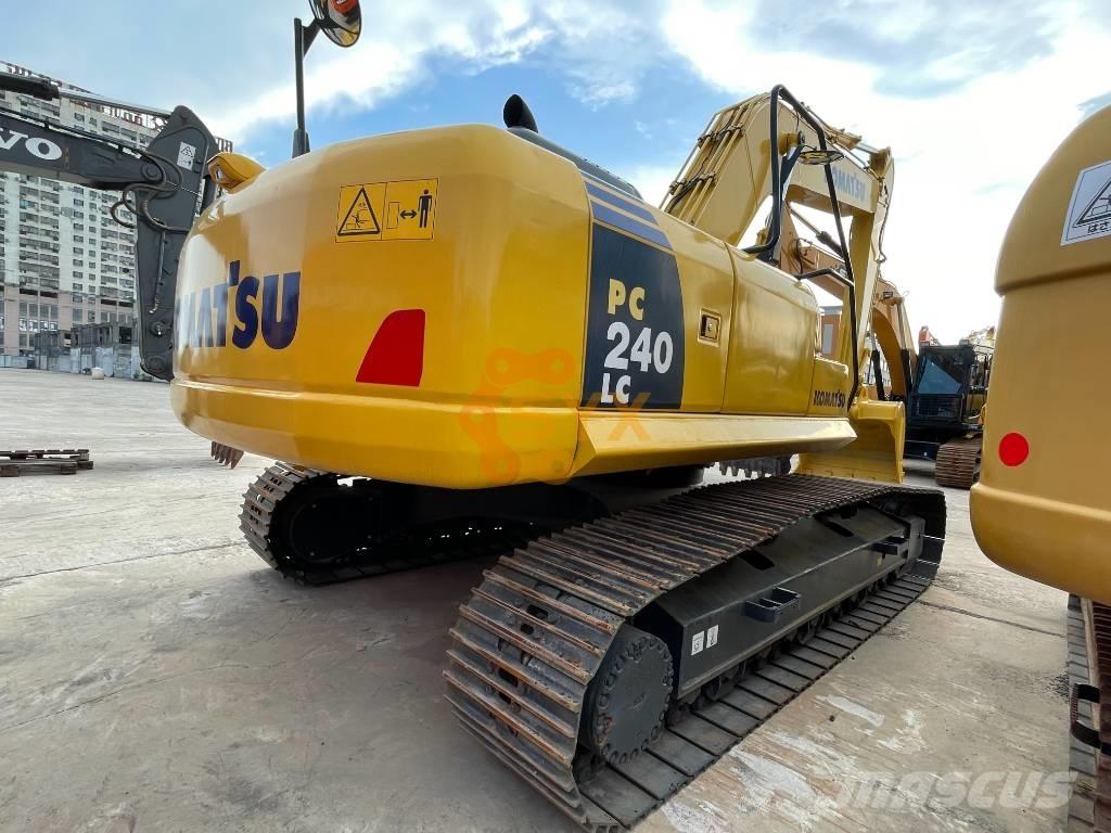 Komatsu PC 240 Bageri gusjeničari