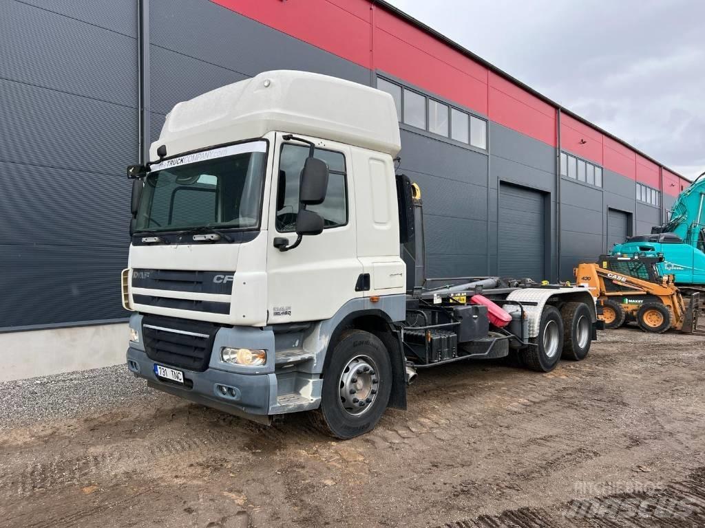DAF CF85.460 Rol kiper kamioni s kukama za dizanje