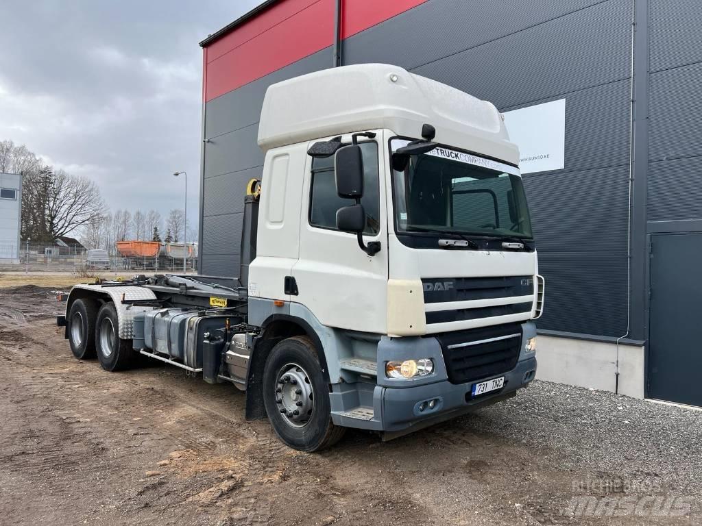 DAF CF85.460 Rol kiper kamioni s kukama za dizanje