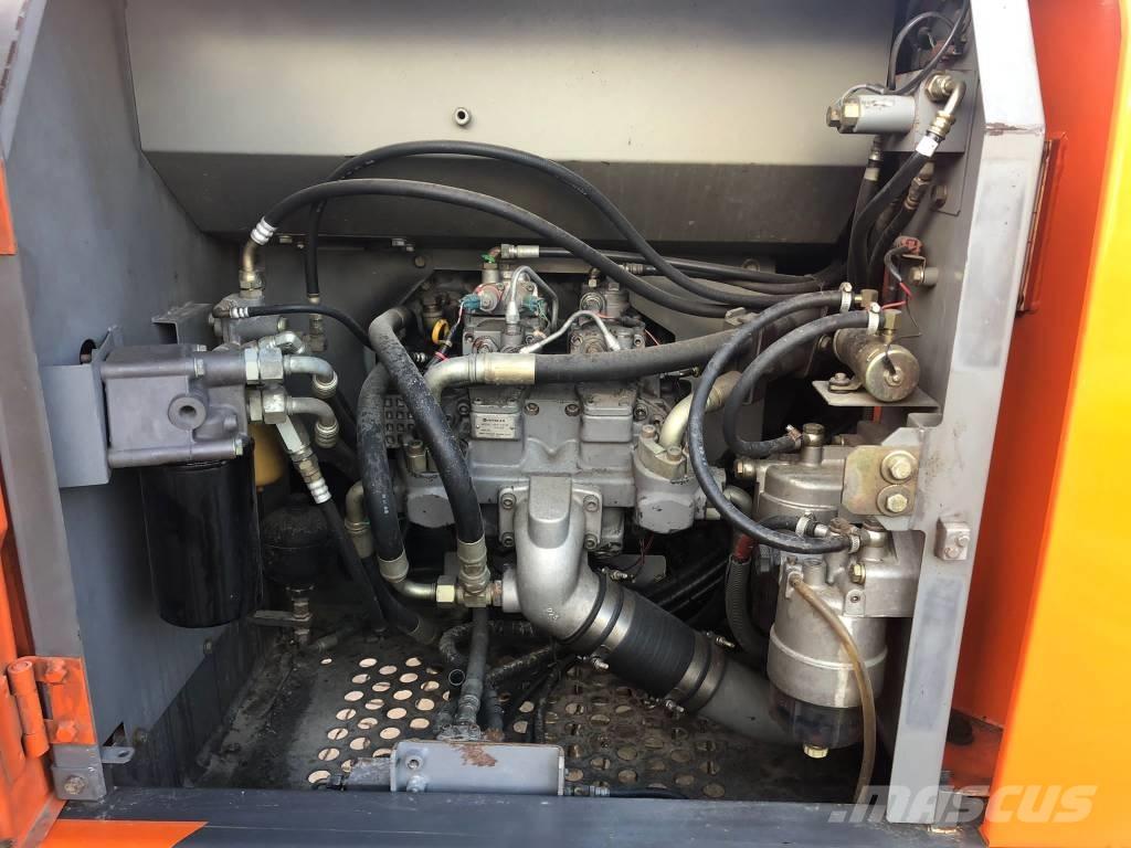 Hitachi ZX 210 LC-3 Bageri gusjeničari
