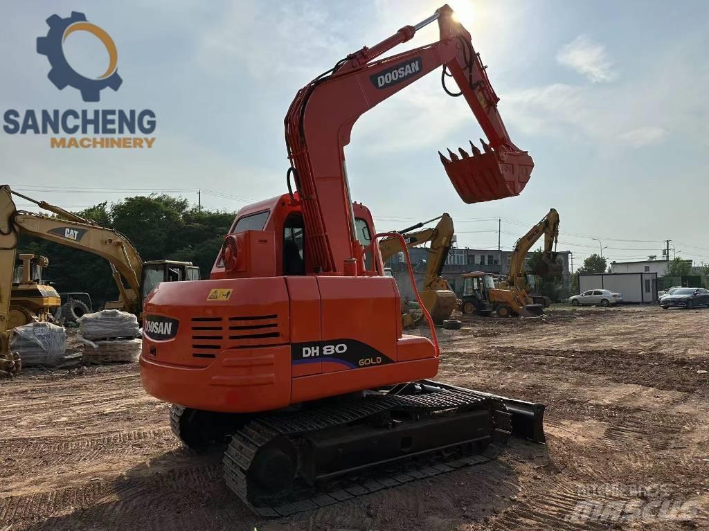 Doosan DH 80 Bageri gusjeničari