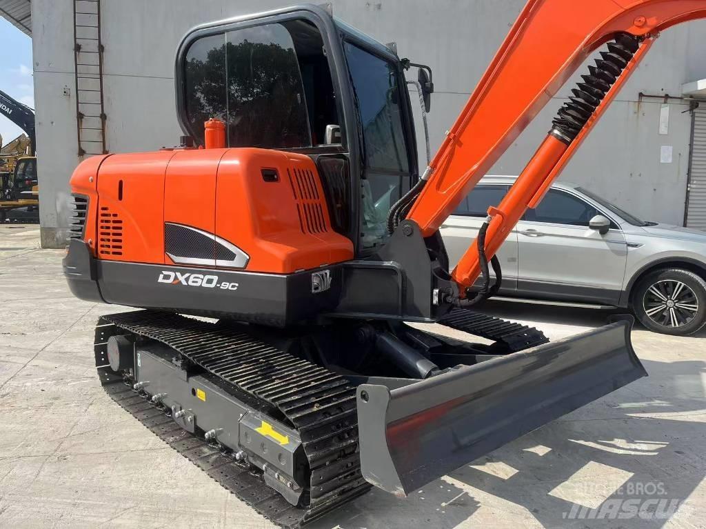 Doosan DX 60-9 C Mini bageri <7t
