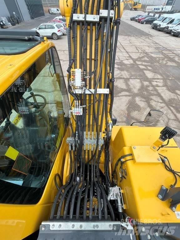 Komatsu PW160-11 Bageri na kotačima