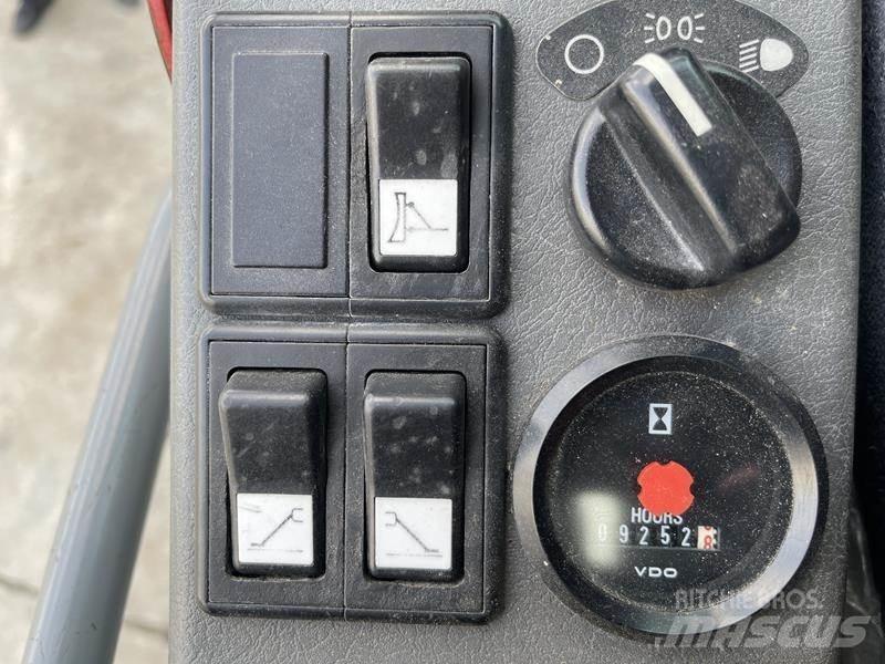 Volvo EW 140 B Bageri na kotačima
