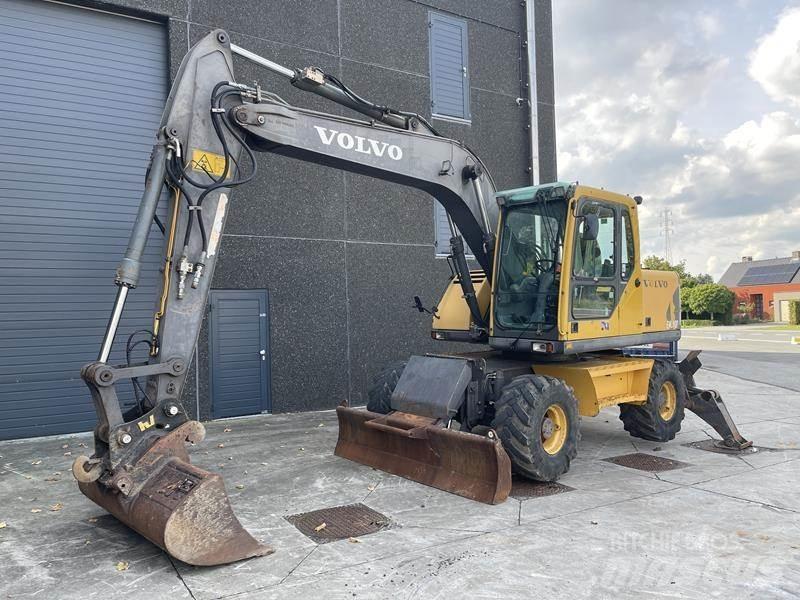 Volvo EW 140 B Bageri na kotačima