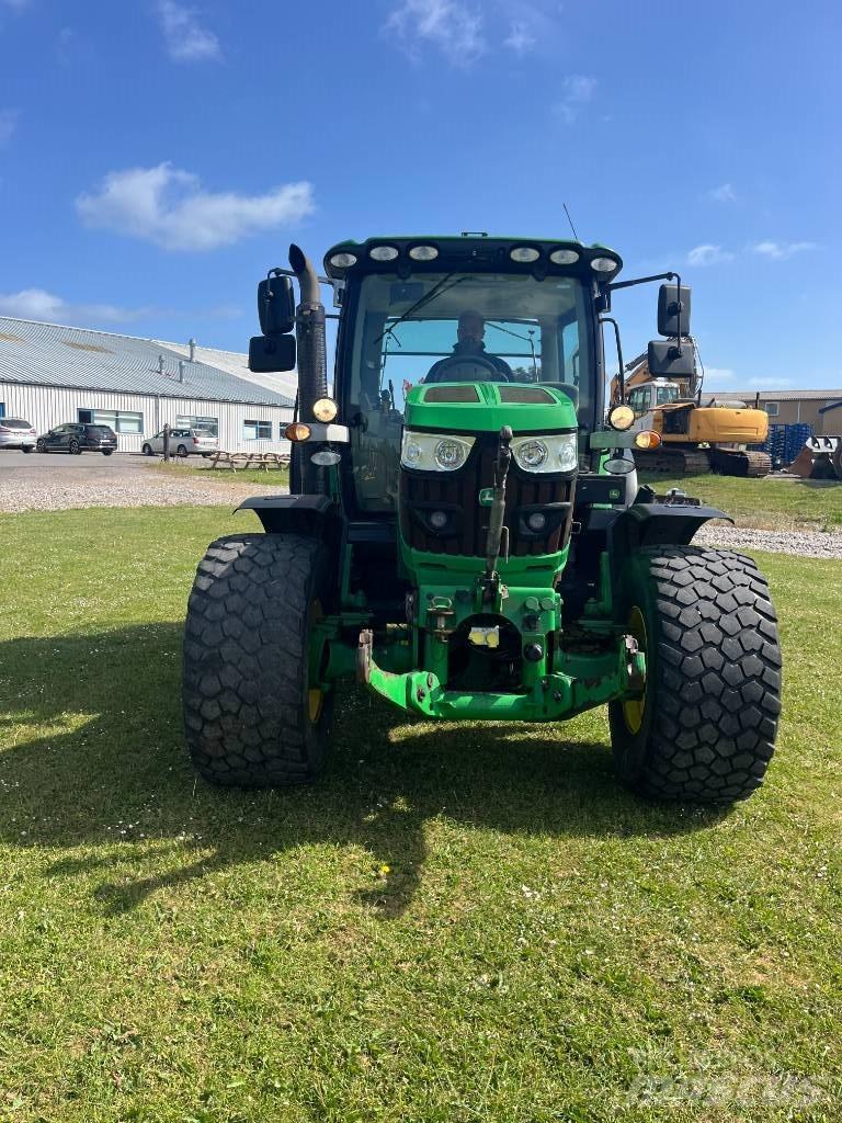 John Deere 6105 R Traktori
