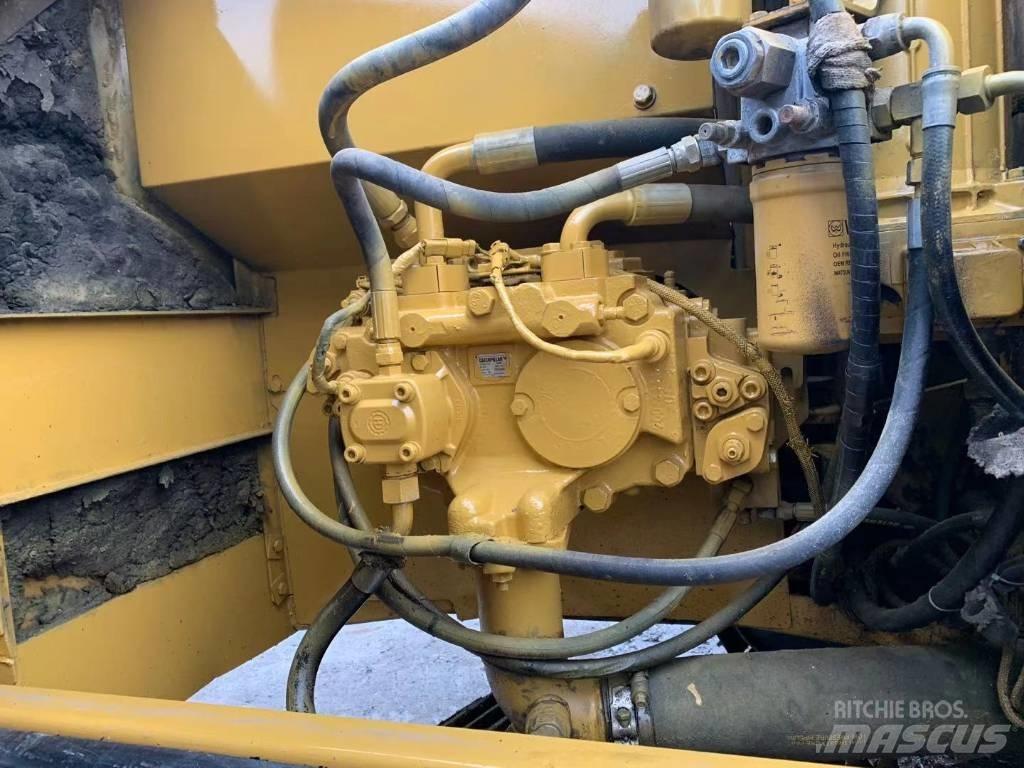 CAT 320C Bageri gusjeničari