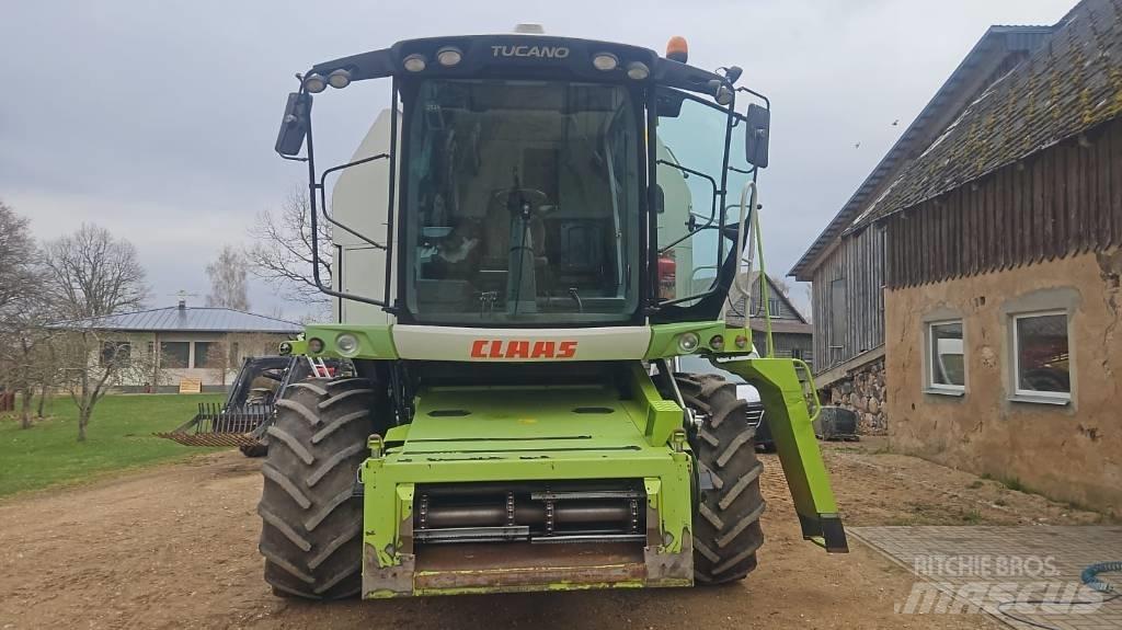 CLAAS Tucano 440 Kombajni