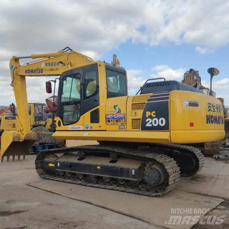 Komatsu pc220-8 Bageri gusjeničari