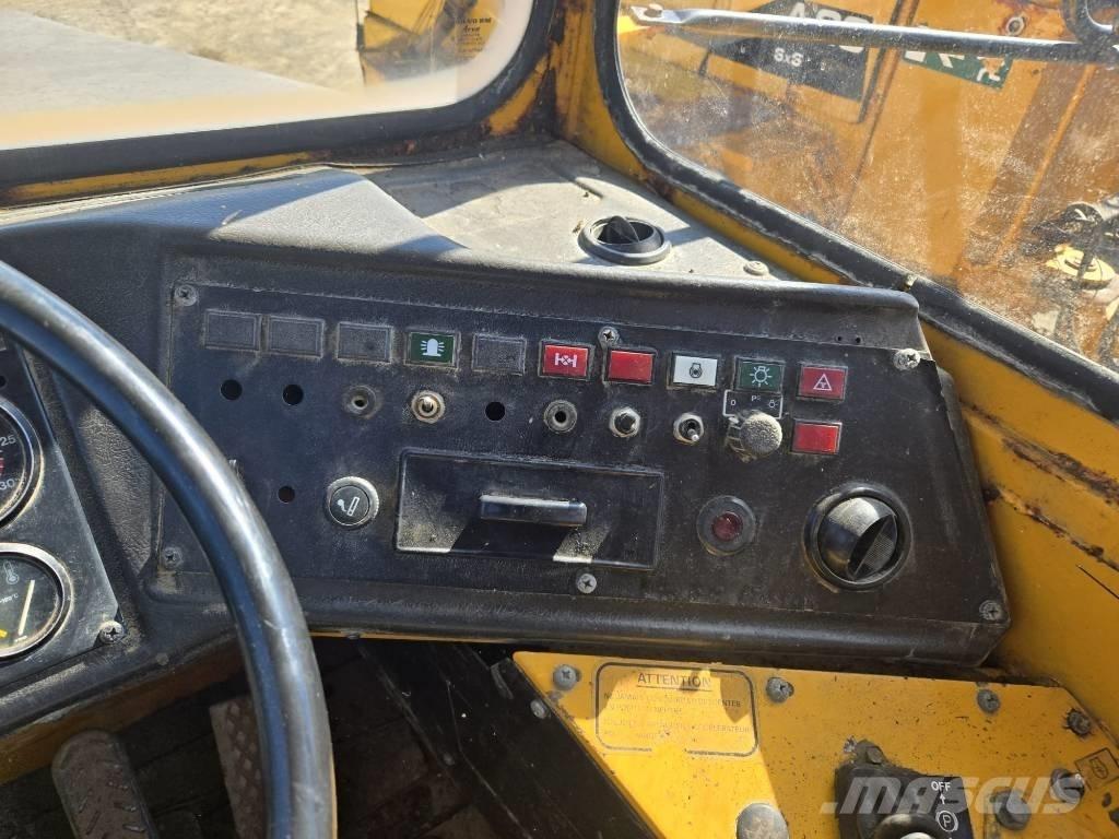 Volvo BM A 25 Zglobni demperi