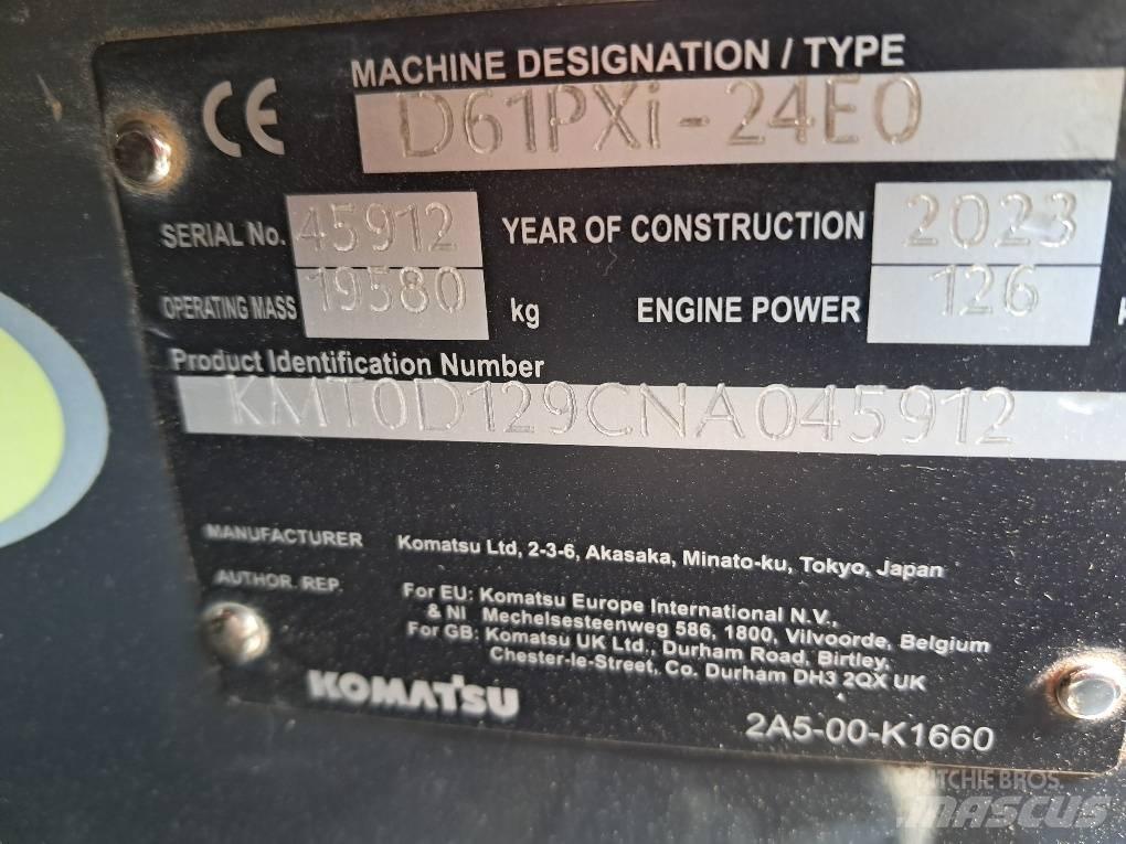 Komatsu D61PXI-24E0 Buldožeri gusjeničari