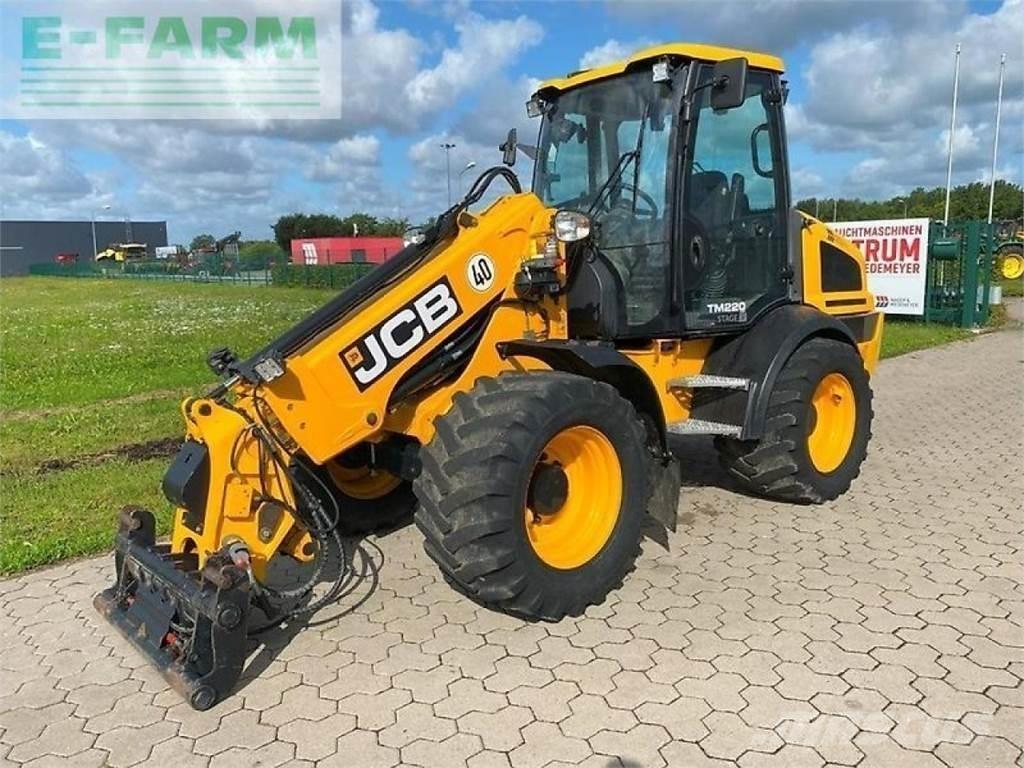 JCB tm 220 - 40 km/h Poljoprivredni teleskopski utovarivači
