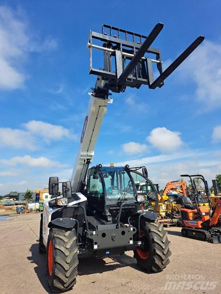 Bobcat T 35105 Teleskopski viličari