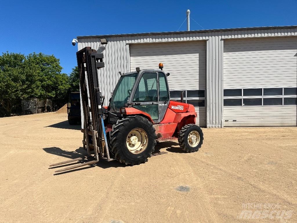 Manitou M 26.4 Terenski viličar