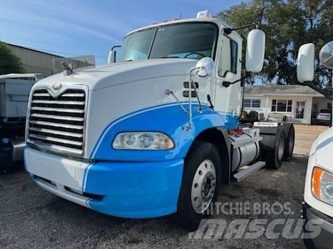 Mack CXN613 Traktorske jedinice