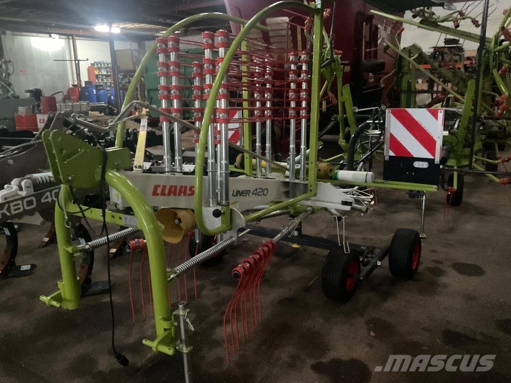 CLAAS Liner 420 Okretači i sakupljači sijena