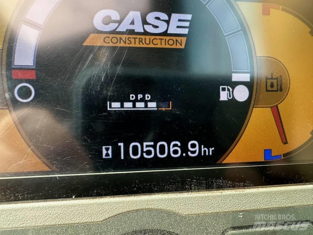 CASE CX 235 C SR Bageri gusjeničari