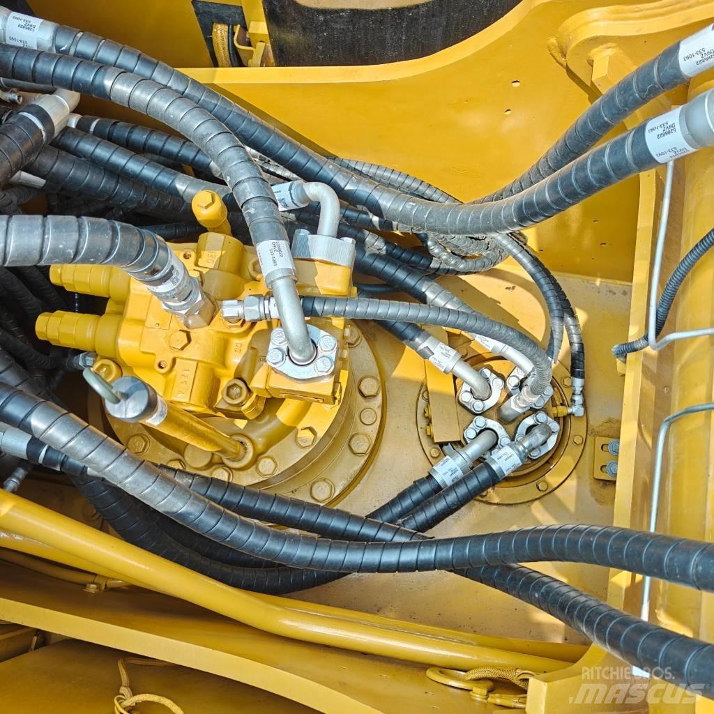 CAT 320D2L Bageri gusjeničari